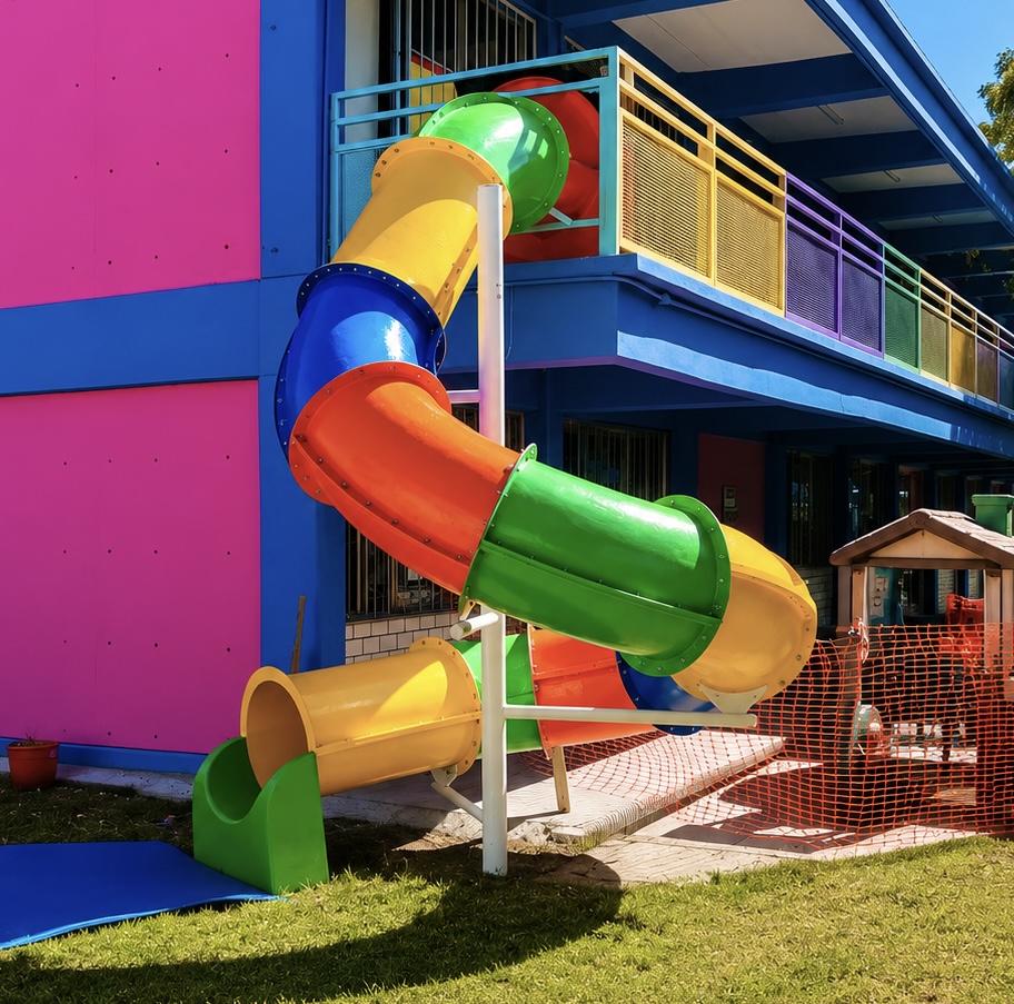 aquatubo-60-tobogan-area-infantil-fibra-de-vidrio.webp